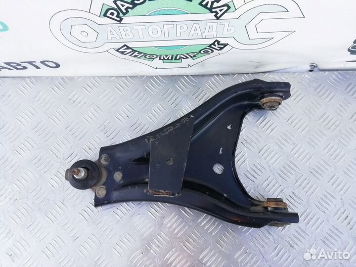 Рычаг передний правый Renault Duster 2013г