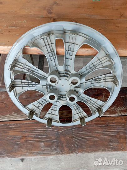 Колпаки на шины