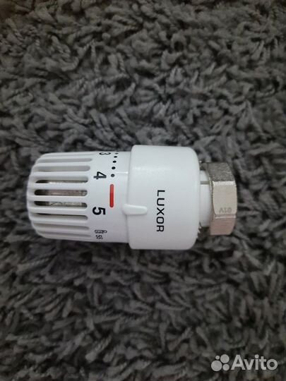 Термоголовка для радиатора Luxor TT 2101