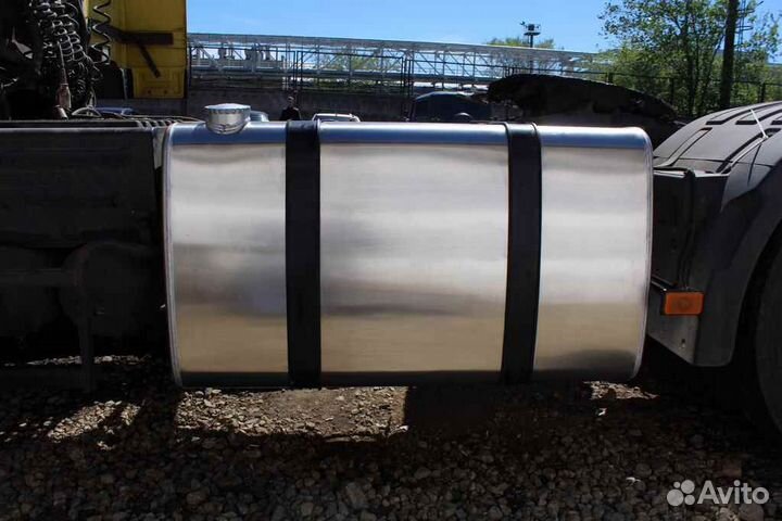 Алюминиевый топливный бак Volvo на 400 литров