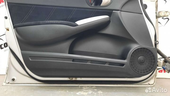 Дверь передняя левая Honda Civic 4d