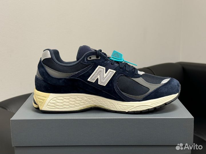 New Balance 2002r (9.5/10/10.5/11 US) оригинал