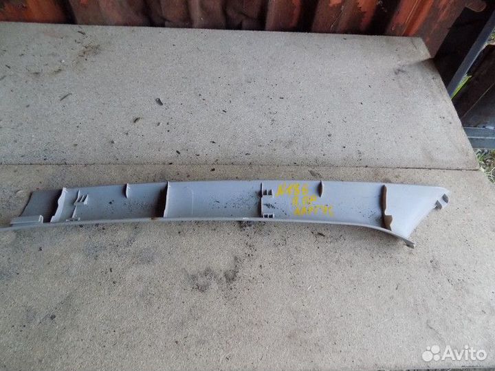 Обшивка стойки Logan 2005-2014