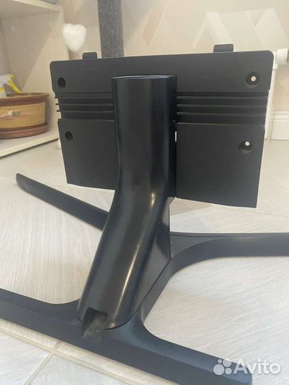 Подставка для телевизора