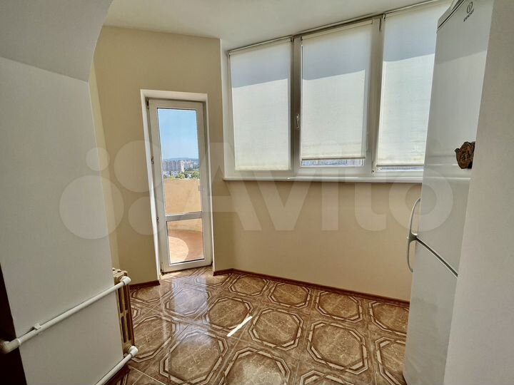 3-к. квартира, 73,3 м², 16/17 эт.