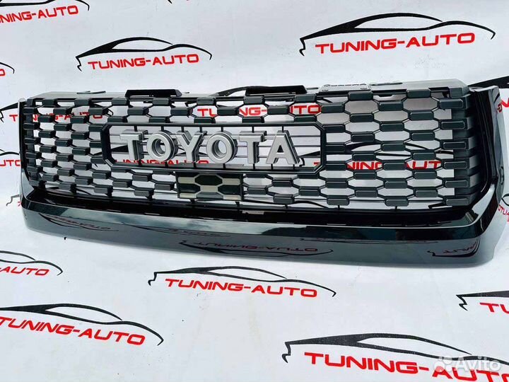 Решетка радиатора Toyota Tundra K4286