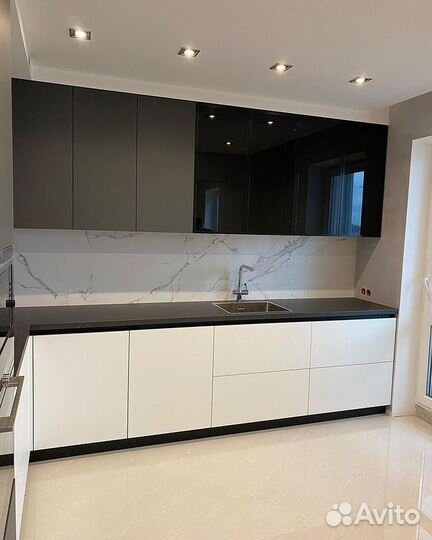 Кухонный гарнитур угловой