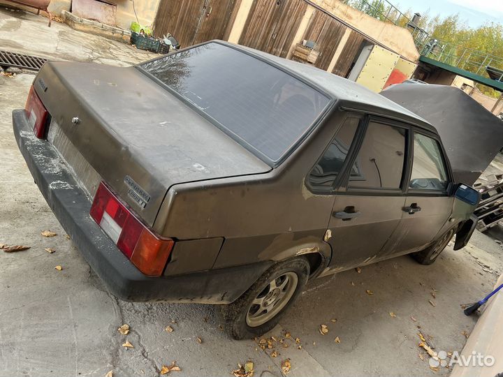 Запчасти на ваз 21099