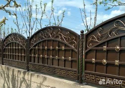 Кованые заборы и ограждения