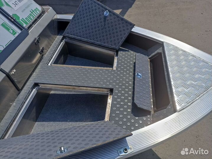 Лодка Триера 390 Fish