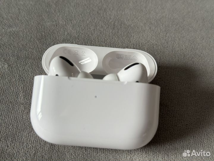 Apple AirPods Pro 1:1 platinum