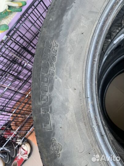 Accelera 651 2.25/4.5 R4