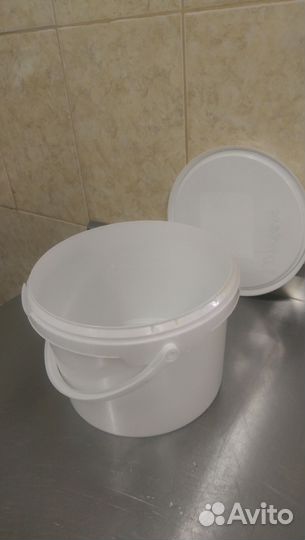 Ведра пластиковое, 5л, с крышкой, б/у