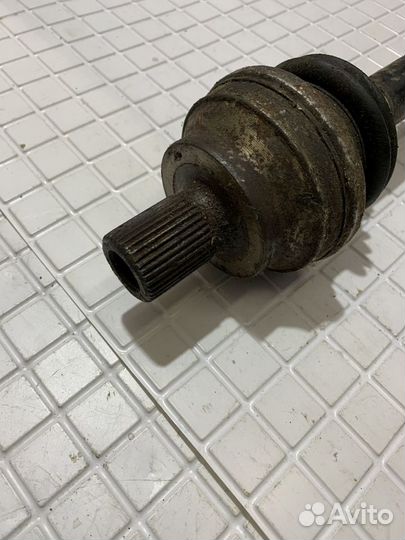 Привод задний Volkswagen Tiguan 2.0 AT 4WD