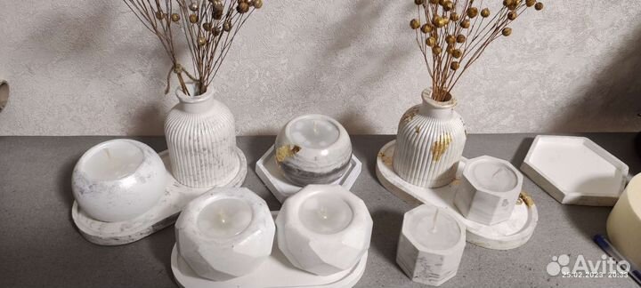 Свечи в гипсовом кашпо парафиновые