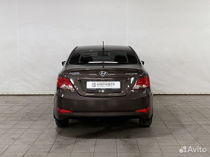 Hyundai Solaris 1.4 AT, 2015, 92 273 км