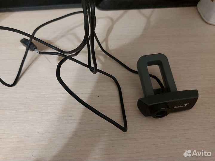 Веб-камера Genius facecam 1000x 720p