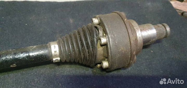 Привод задний левый Volkswagen Tiguan 2011-2016