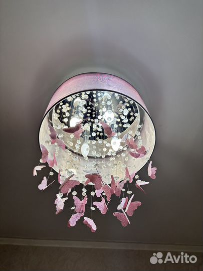 Продается люстра
