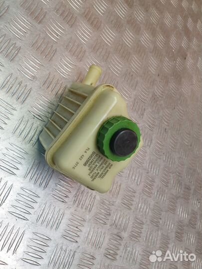 Бачок гидроусилителя Audi Q7 1 4L 2005-2015