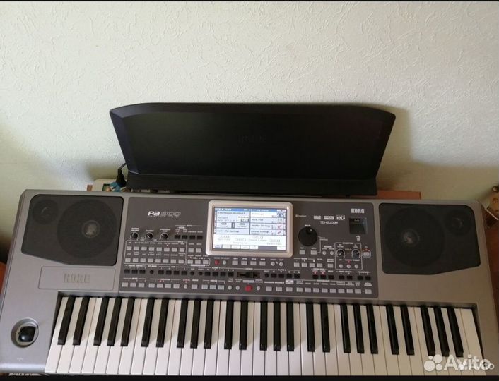 Синтезатор корг 900