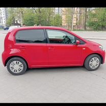 Volkswagen Up 1.0 AMT, 2013, 140 000 км, с пробегом, цена 660 000 руб.