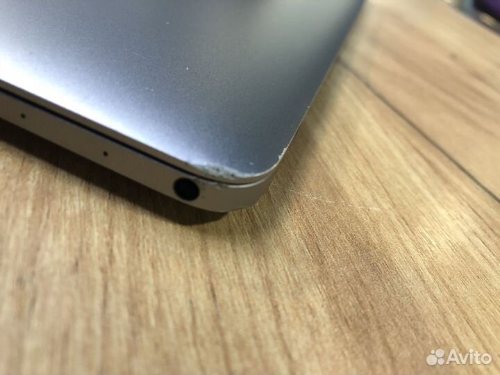 Apple MacBook Retina 12