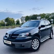 Mitsubishi Outlander 2.4 MT, 2004, 239 700 км, с пробегом, цена 650 000 руб.