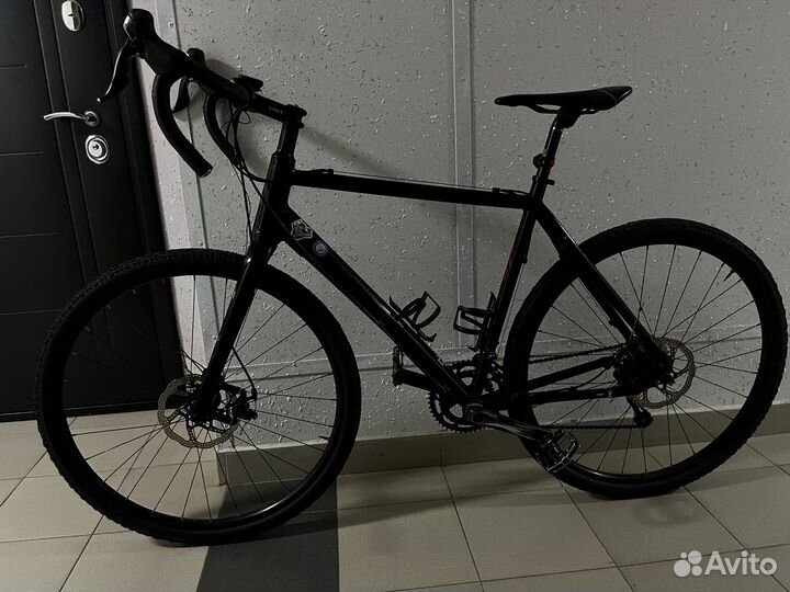 Велосипед гравийный mongoose