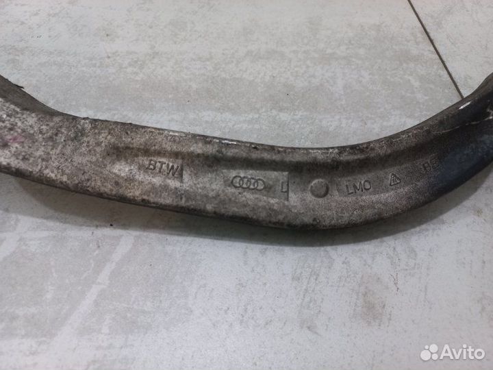 Рычаг передний левый Audi S4 B6 4.2 2004