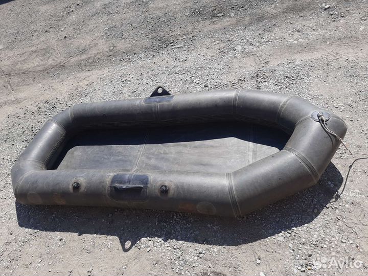 Резиновая лодка