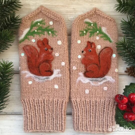 Варежки вязаные ручной работы