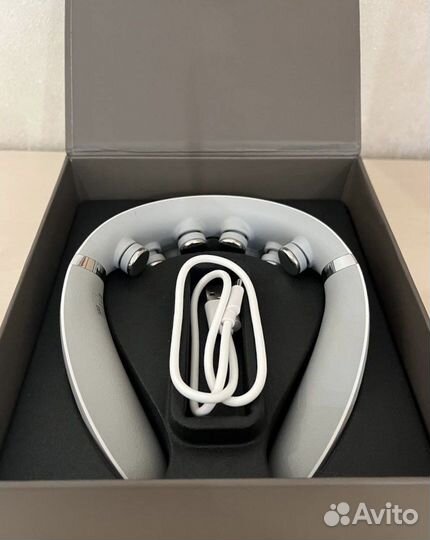 Массажер для шеи bork D 619