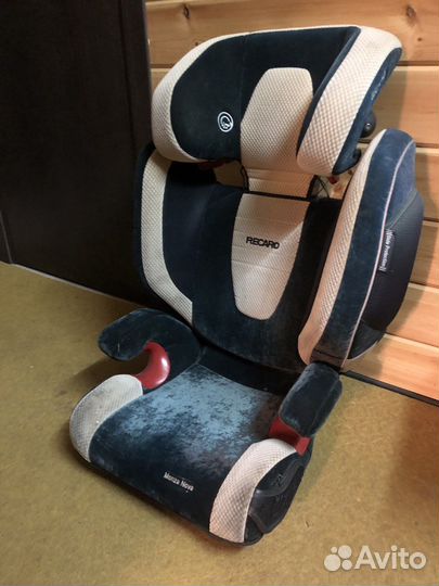 Автокресло Recaro Monza Nova (15-36 кг)