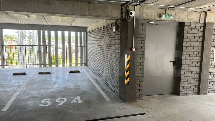 Машиноместо, 13 м²