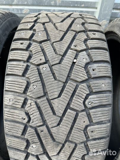 Pirelli Ice Zero 255/35 R20 97H