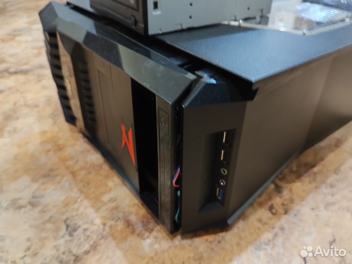 Корпус для пк с DVD дисководом