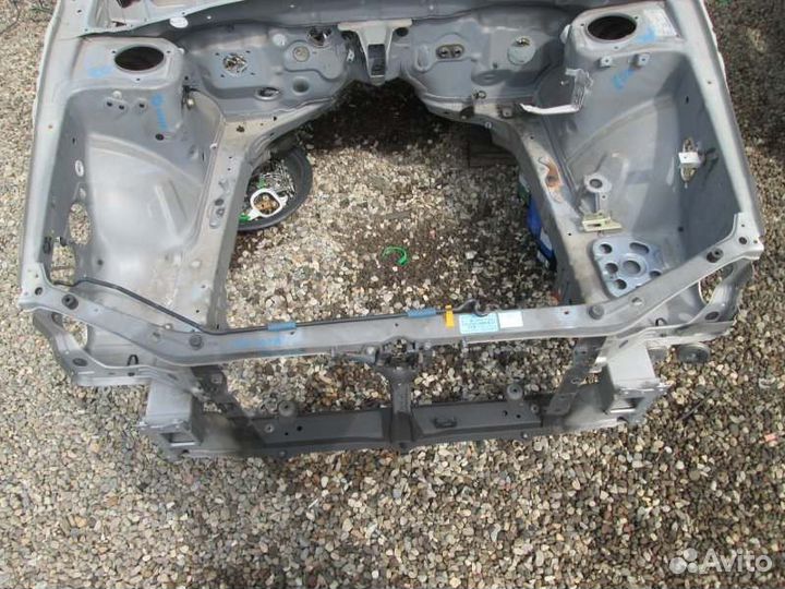 Телевизор Subaru Forester SG5 EJ202 2003/10