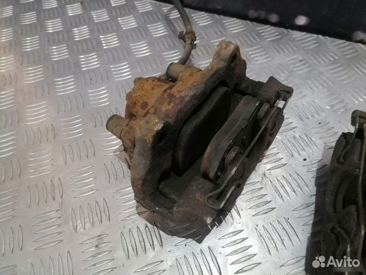 Суппорт передний Opel Vectra C GTS 3 2.2