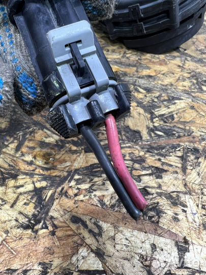 Насос продувки Мазерати Кватропорте 5 V