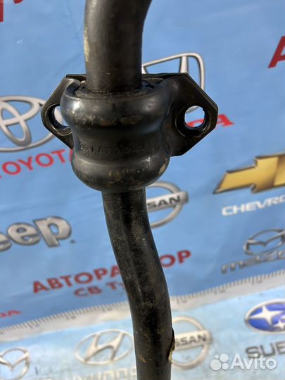 Стабилизатор передний jeep grand cherokee wk2