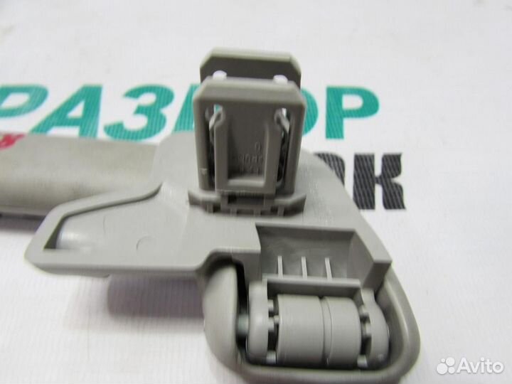 Ручка внутренняя потолочная для Renault Fluence 20