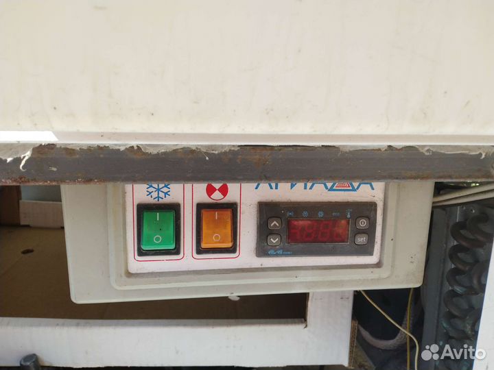 Холодильник рабочий на запчасти
