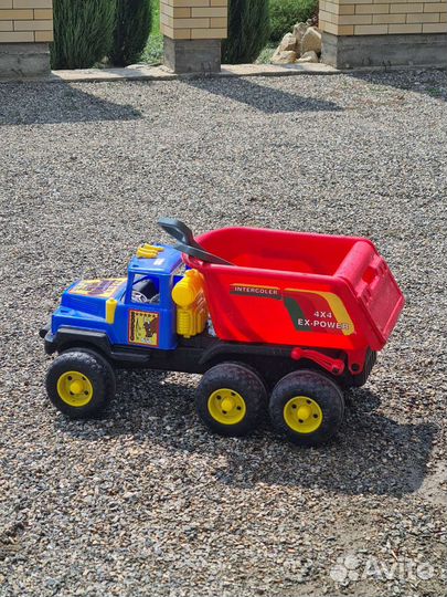 Игрушка машинка