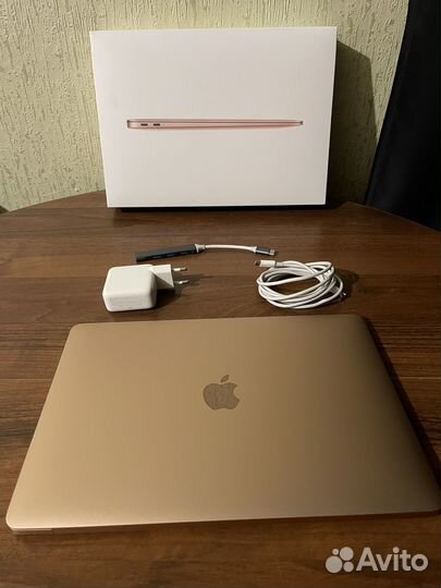 MacBook Air A2337 M1 256 gb
