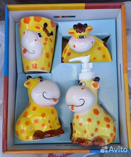 Набор мыльница, стакан, дозатор, подставка