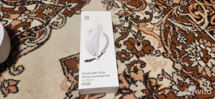 Pico 4 с аксессуарами + игры