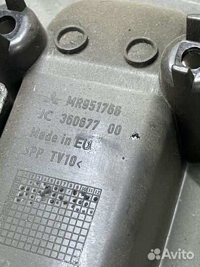 Кожух рулевой колонки нижний Colt Z3 Кольт 6