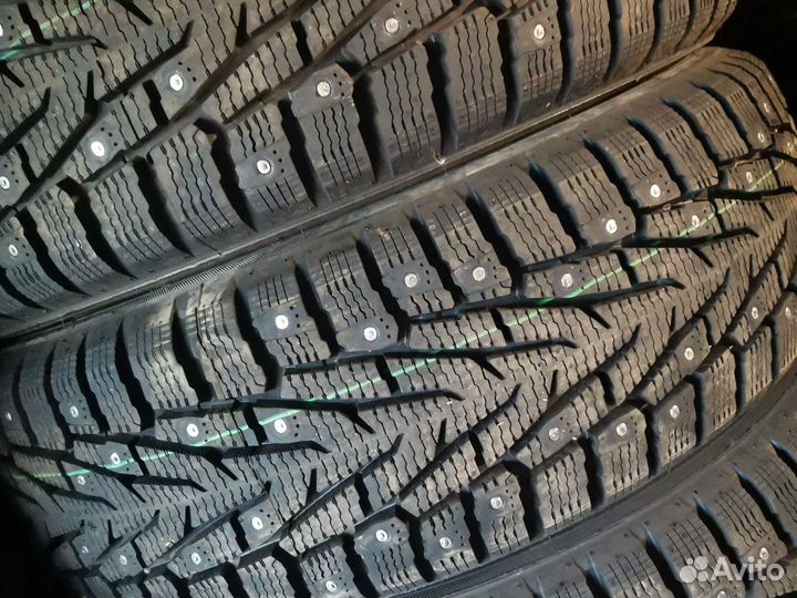 Nokian Tyres Hakkapeliitta 7 SUV 235/65 R17
