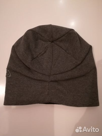Шапка женская (новая)